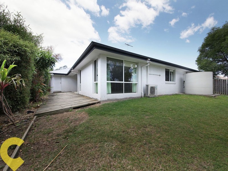 33 Desmond Court, Narangba QLD 4504