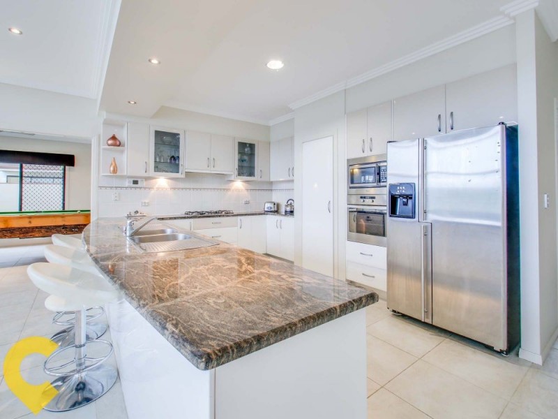 34 Raptor Parade, Banksia Beach QLD 4507
