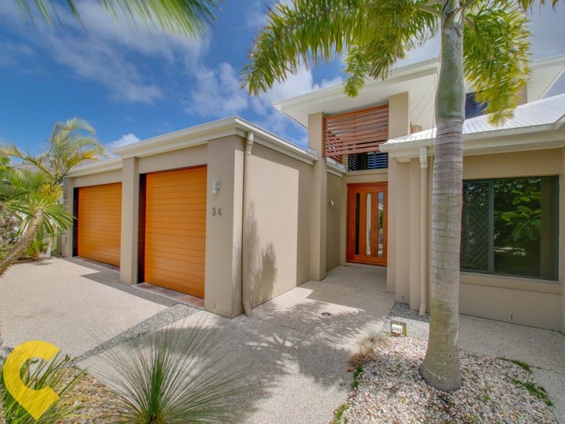 34 Raptor Parade, Banksia Beach QLD 4507