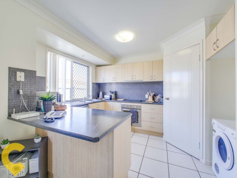 6 Cronulla Place, Sandstone Point QLD 4511