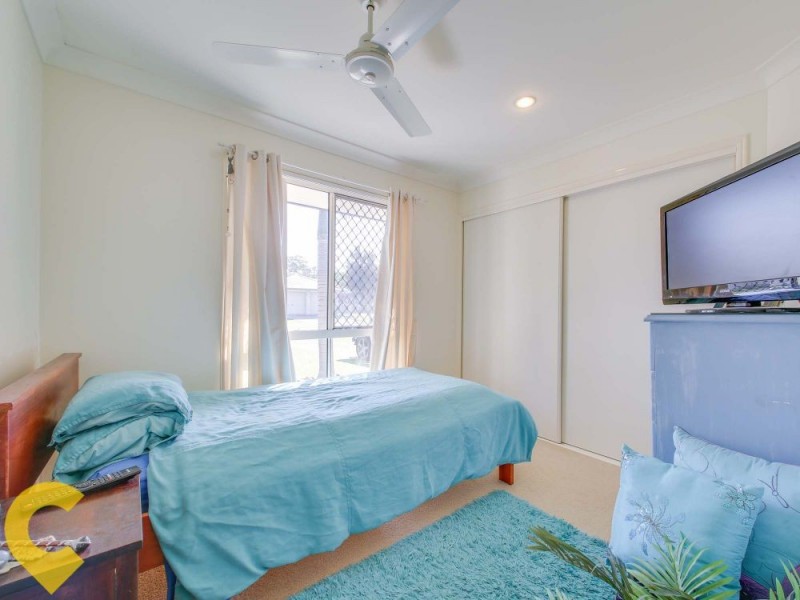6 Cronulla Place, Sandstone Point QLD 4511