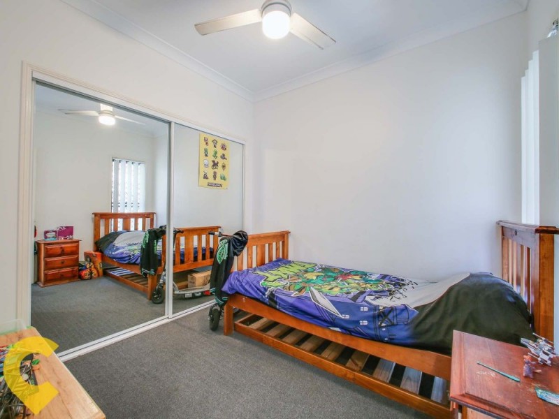 33-35 Riverbend Crescent, Morayfield QLD 4506