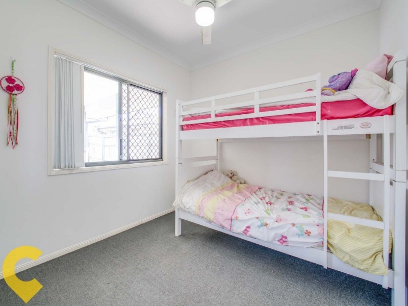 33-35 Riverbend Crescent, Morayfield QLD 4506