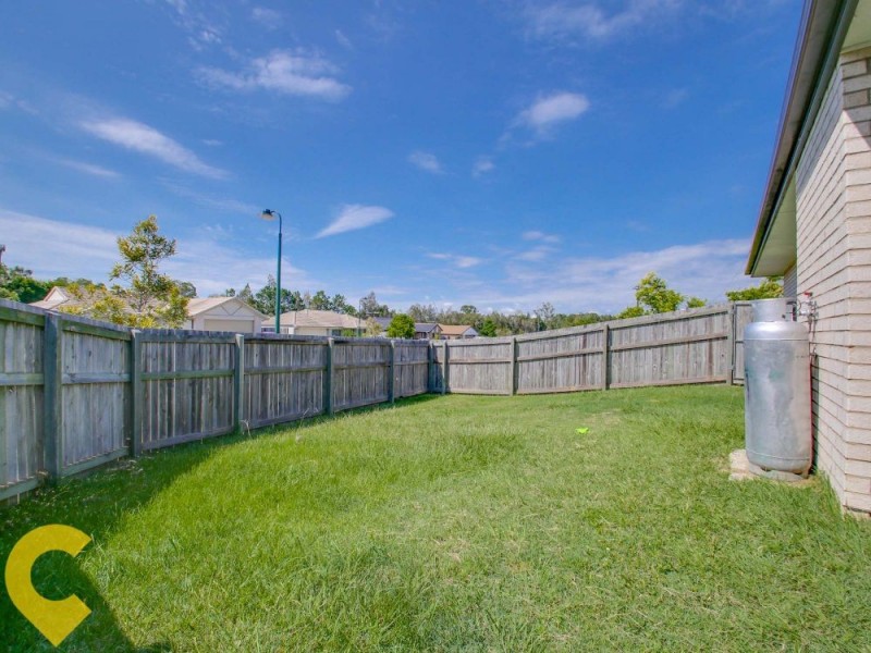 33-35 Riverbend Crescent, Morayfield QLD 4506