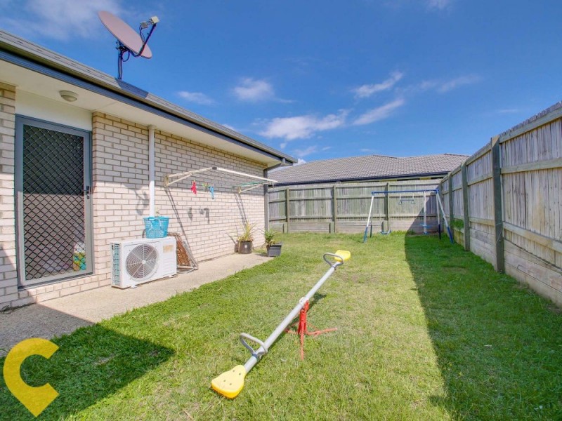 33-35 Riverbend Crescent, Morayfield QLD 4506