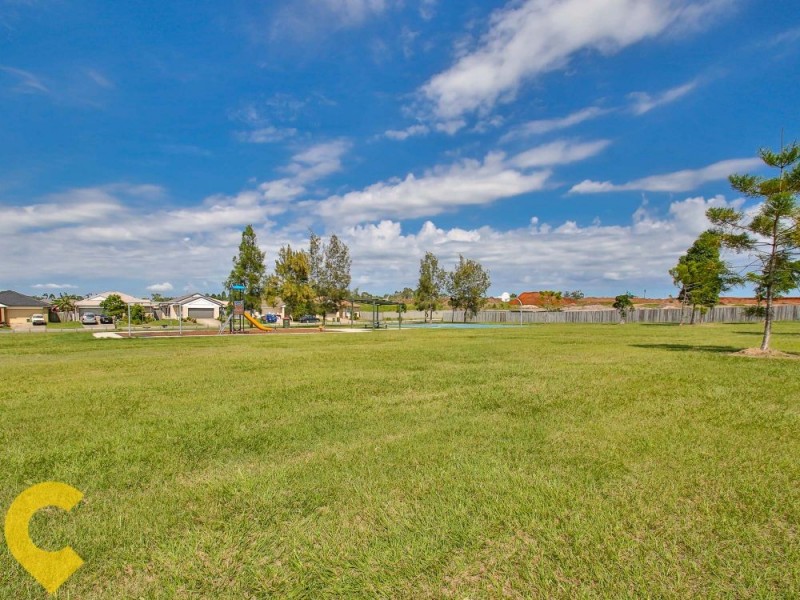 33-35 Riverbend Crescent, Morayfield QLD 4506