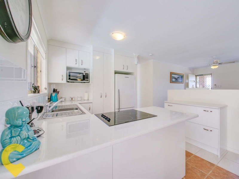 4 Hilldale Crescent, Morayfield QLD 4506