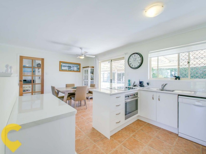 4 Hilldale Crescent, Morayfield QLD 4506
