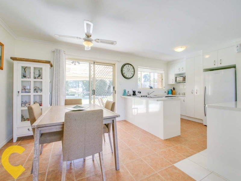 4 Hilldale Crescent, Morayfield QLD 4506