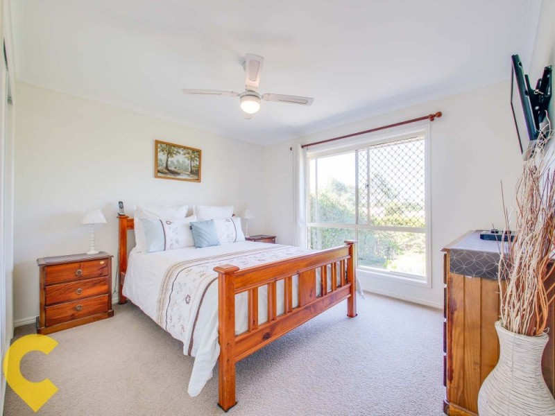 4 Hilldale Crescent, Morayfield QLD 4506