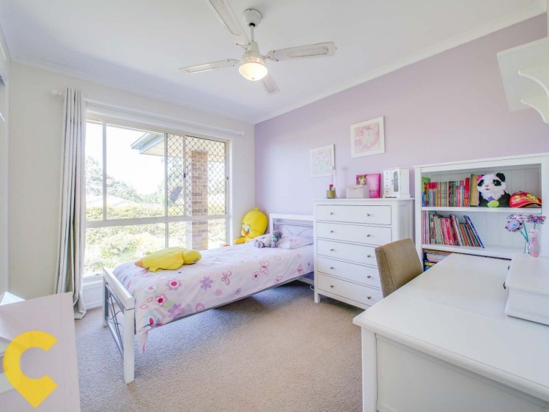 4 Hilldale Crescent, Morayfield QLD 4506