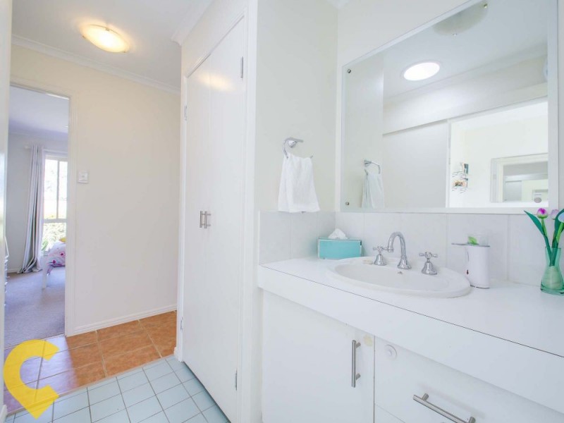 4 Hilldale Crescent, Morayfield QLD 4506