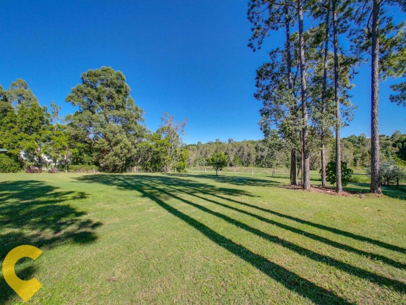 127-129 Excelsior Drive, Morayfield QLD 4506