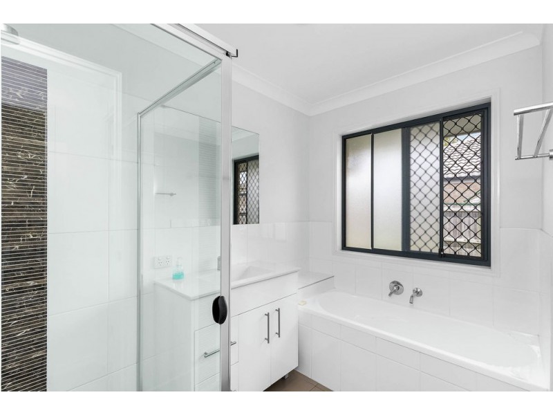 13 Allyra Drive, Morayfield QLD 4506