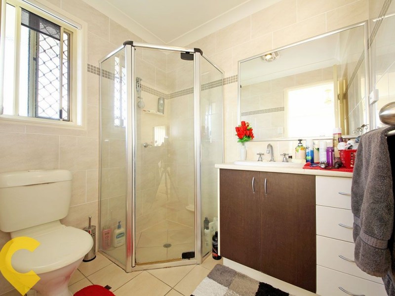 8 Cronulla Place, Sandstone Point QLD 4511