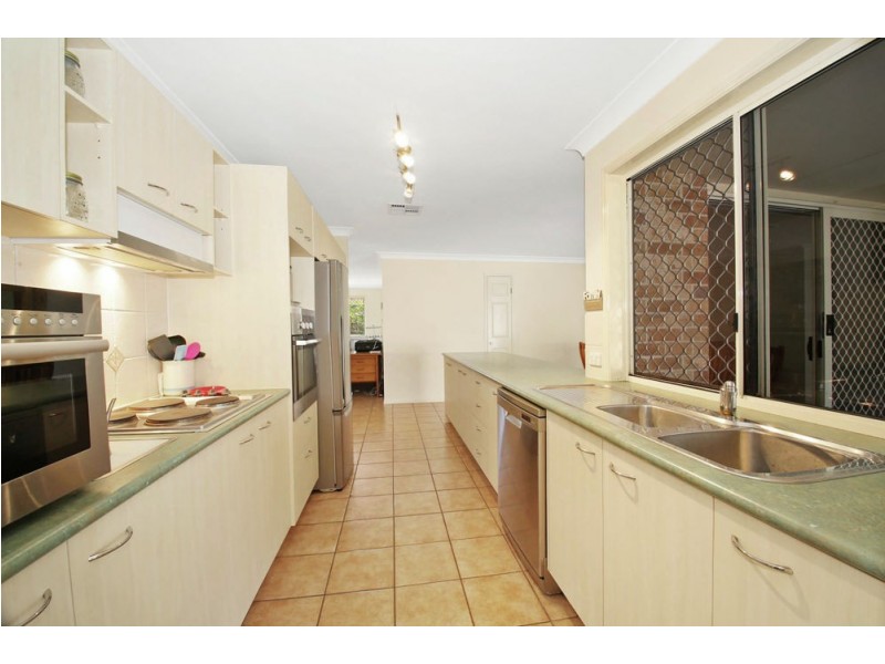 4-6 Keneally Court, Morayfield QLD 4506