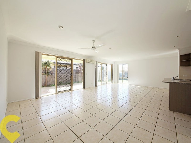 39 Eimeo Place, Sandstone Point QLD 4511