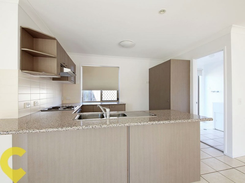 39 Eimeo Place, Sandstone Point QLD 4511