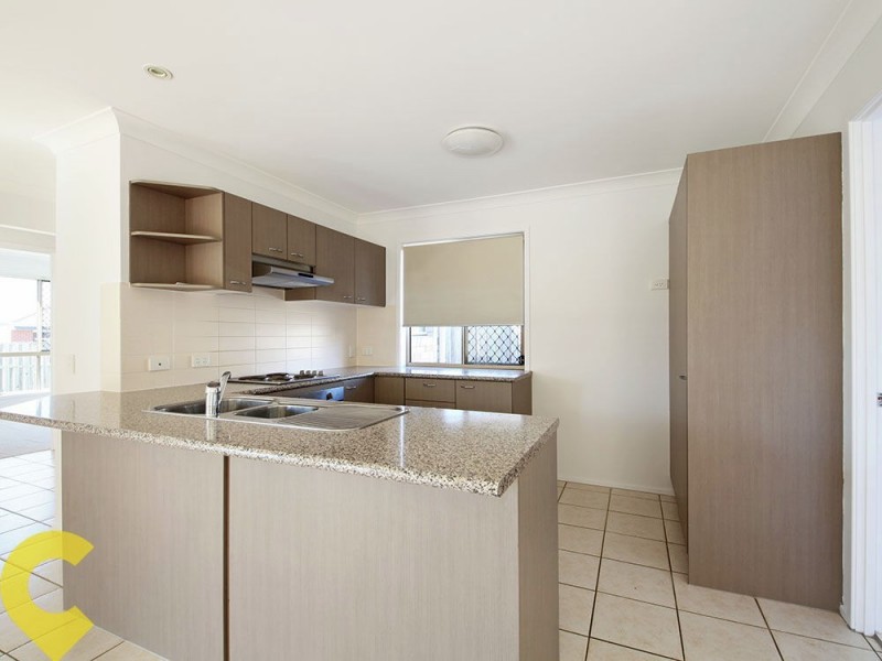 39 Eimeo Place, Sandstone Point QLD 4511