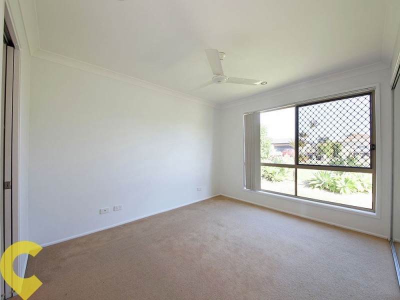39 Eimeo Place, Sandstone Point QLD 4511