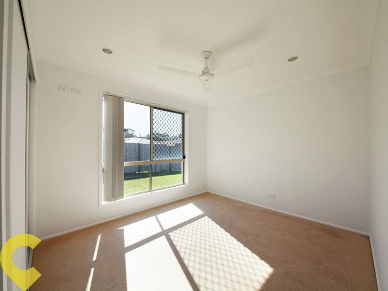 39 Eimeo Place, Sandstone Point QLD 4511