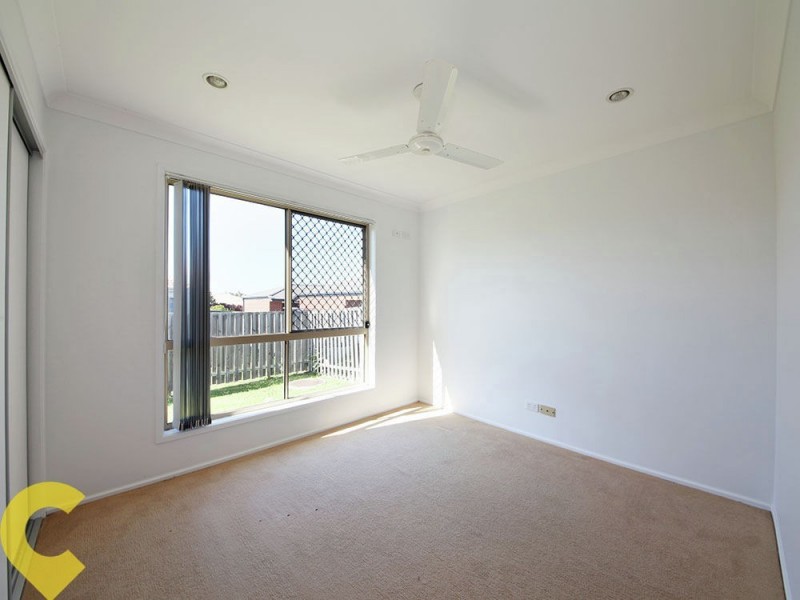 39 Eimeo Place, Sandstone Point QLD 4511