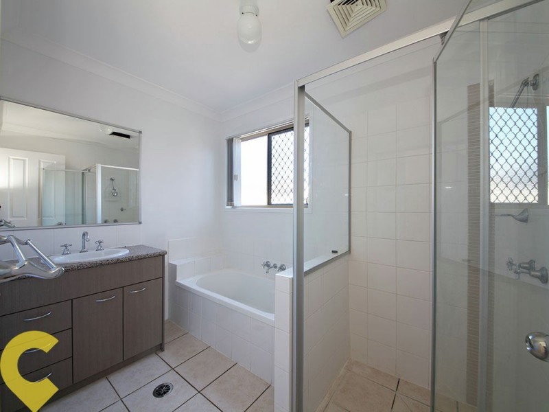 39 Eimeo Place, Sandstone Point QLD 4511