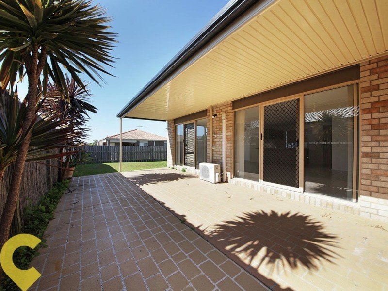 39 Eimeo Place, Sandstone Point QLD 4511