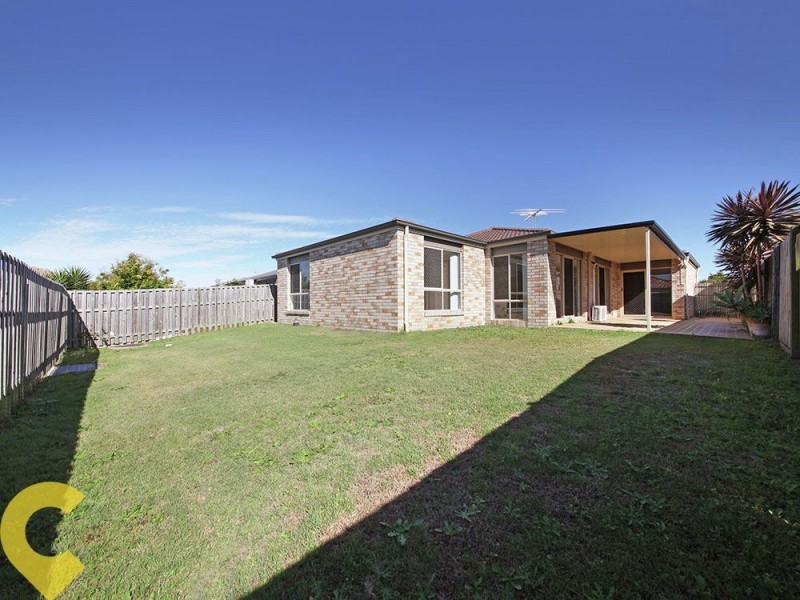 39 Eimeo Place, Sandstone Point QLD 4511