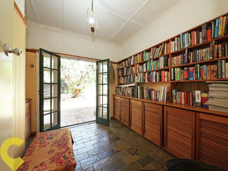 7 Boorogari Place, Petrie QLD 4502