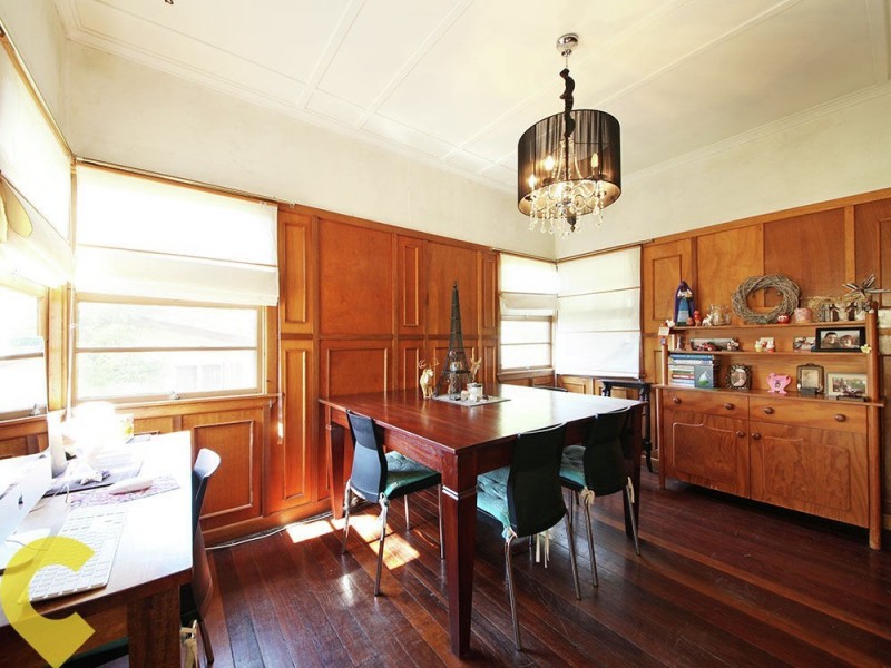 7 Boorogari Place, Petrie QLD 4502