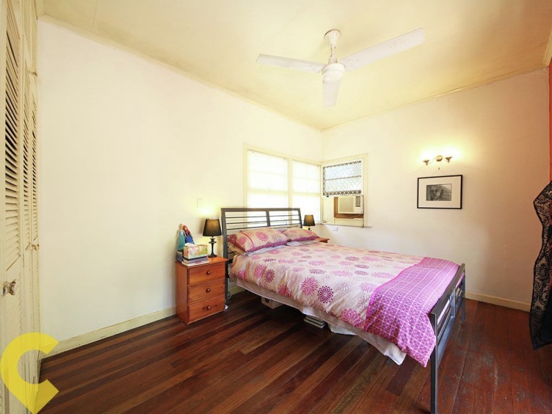 7 Boorogari Place, Petrie QLD 4502