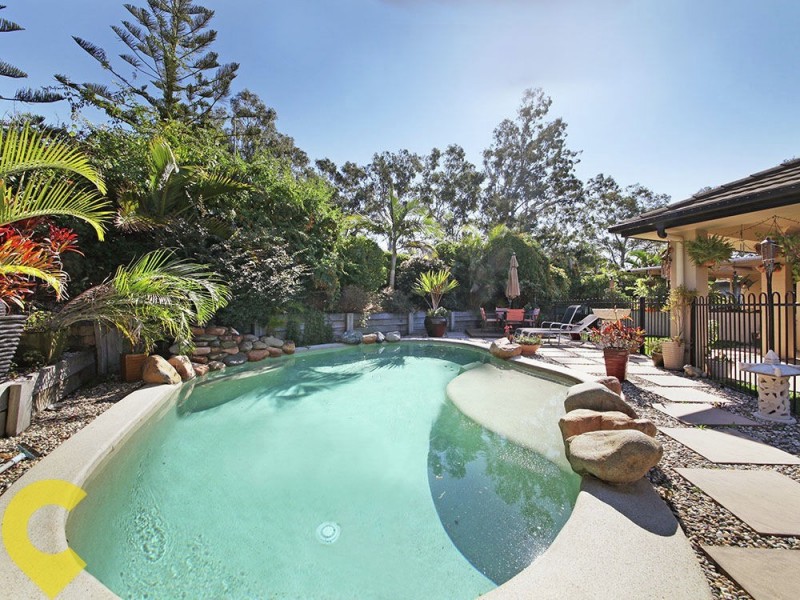 2 Pine Valley Drive, Joyner QLD 4500