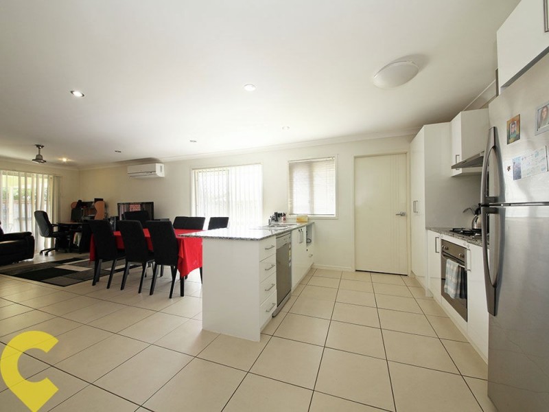 24 Bluejay Circuit, Morayfield QLD 4506