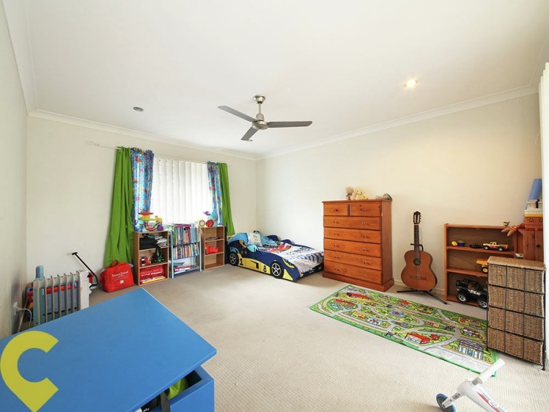 24 Bluejay Circuit, Morayfield QLD 4506