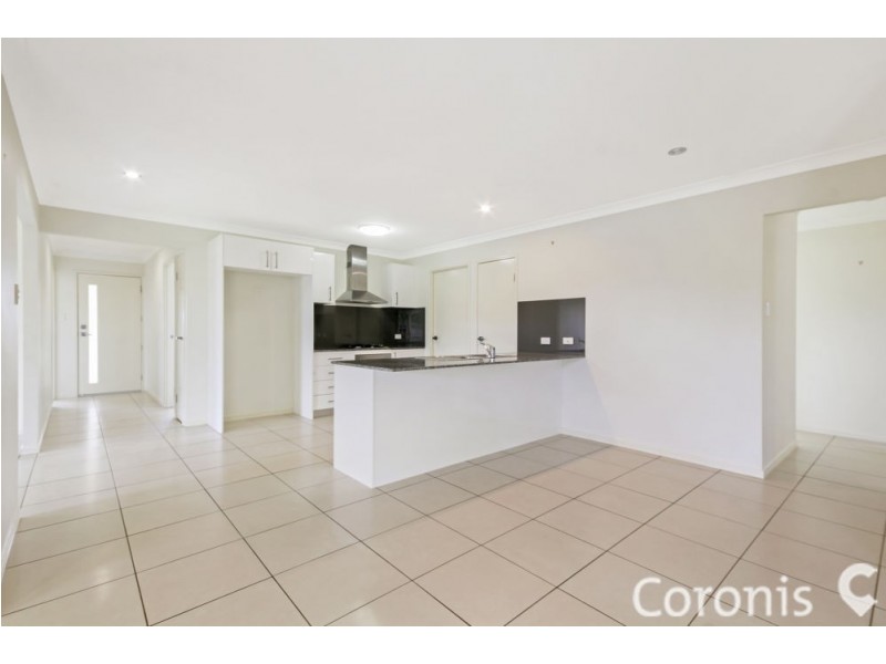 7 Aylmore Court, Narangba QLD 4504