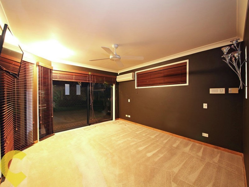 12 Eclipse Street, Bridgeman Downs QLD 4035