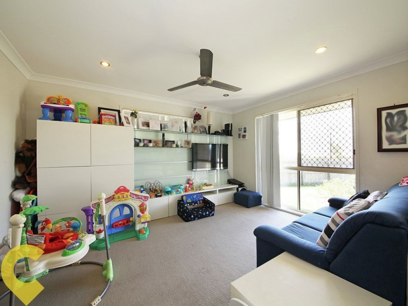 34 Bluejay Circuit, Morayfield QLD 4506