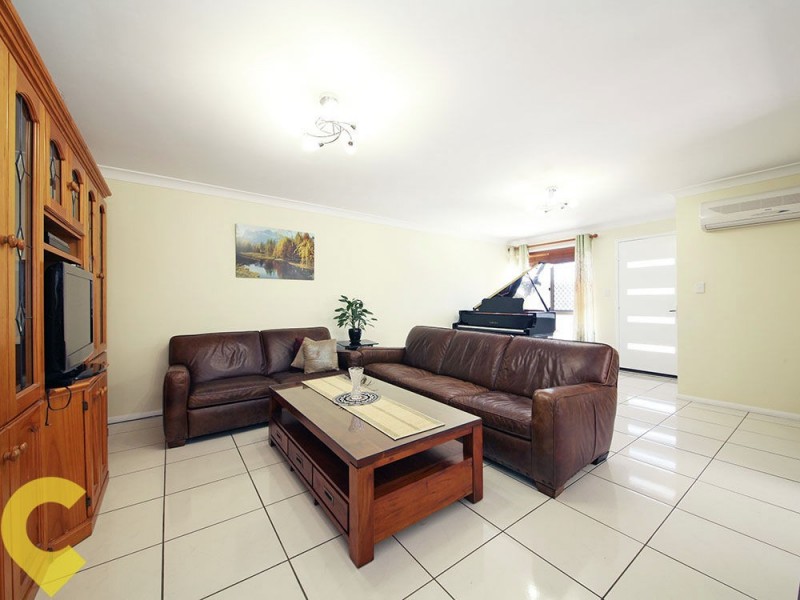 1/4 Olivine Court, Rothwell QLD 4022