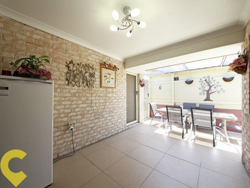 1/4 Olivine Court, Rothwell QLD 4022