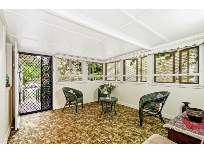 16 Craig Street, Brighton QLD 4017