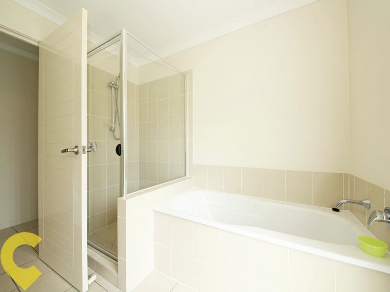 6 Central Green Drive, Narangba QLD 4504