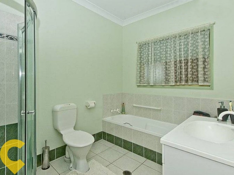 15 Avondale Street, Morayfield QLD 4506