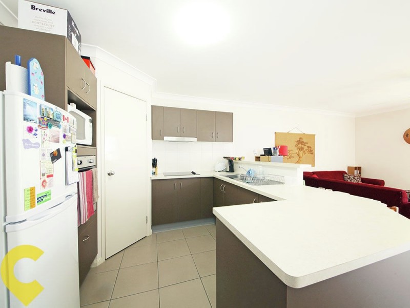 2/4 Eugenia Avenue, Rothwell QLD 4022