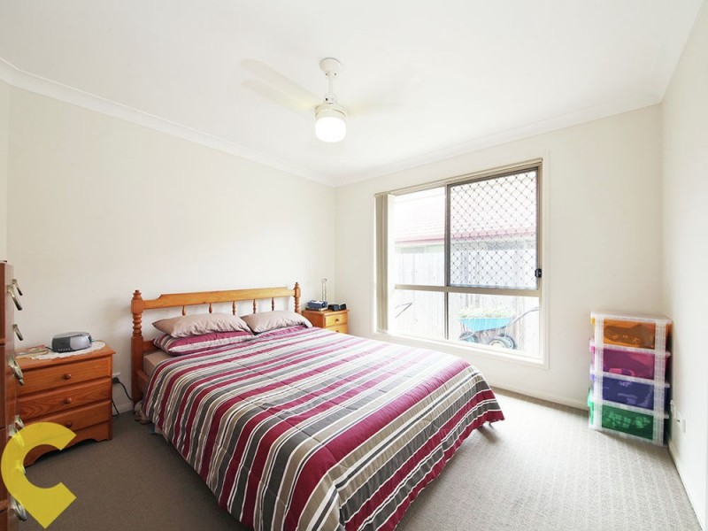 2/4 Eugenia Avenue, Rothwell QLD 4022