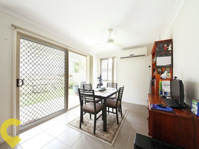 2/4 Eugenia Avenue, Rothwell QLD 4022