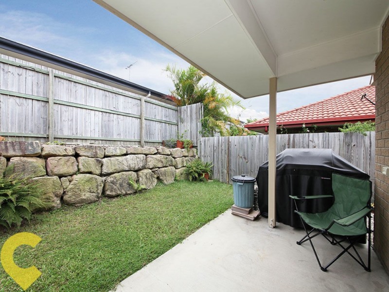 2/4 Eugenia Avenue, Rothwell QLD 4022