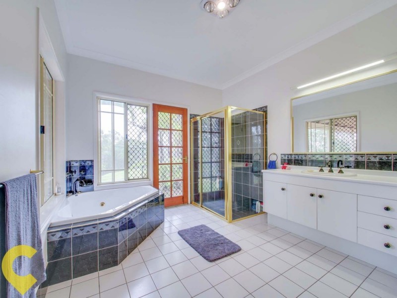 120 Browns Creek Road, Kurwongbah QLD 4503