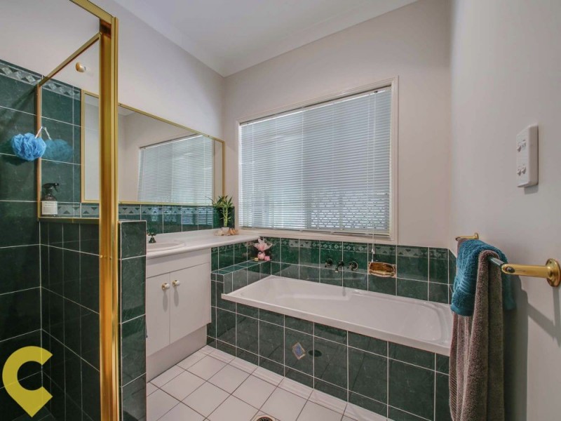 120 Browns Creek Road, Kurwongbah QLD 4503