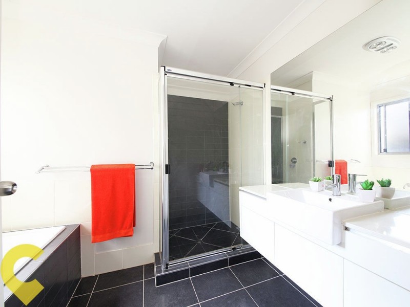 15 Central Green Drive, Narangba QLD 4504
